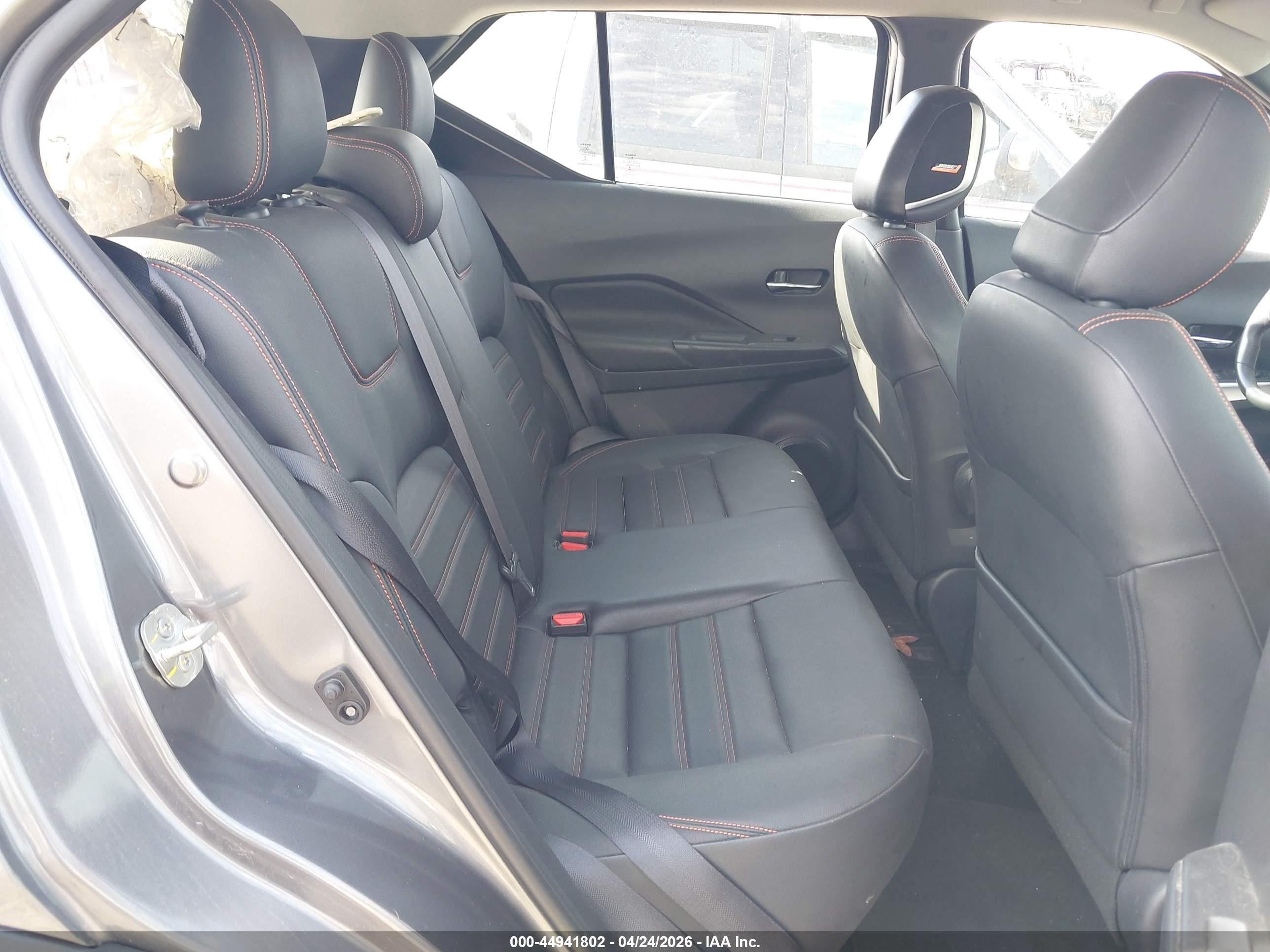 2019 Nissan Kicks Sr Серый vin: 3N1CP5CU4KL528640
