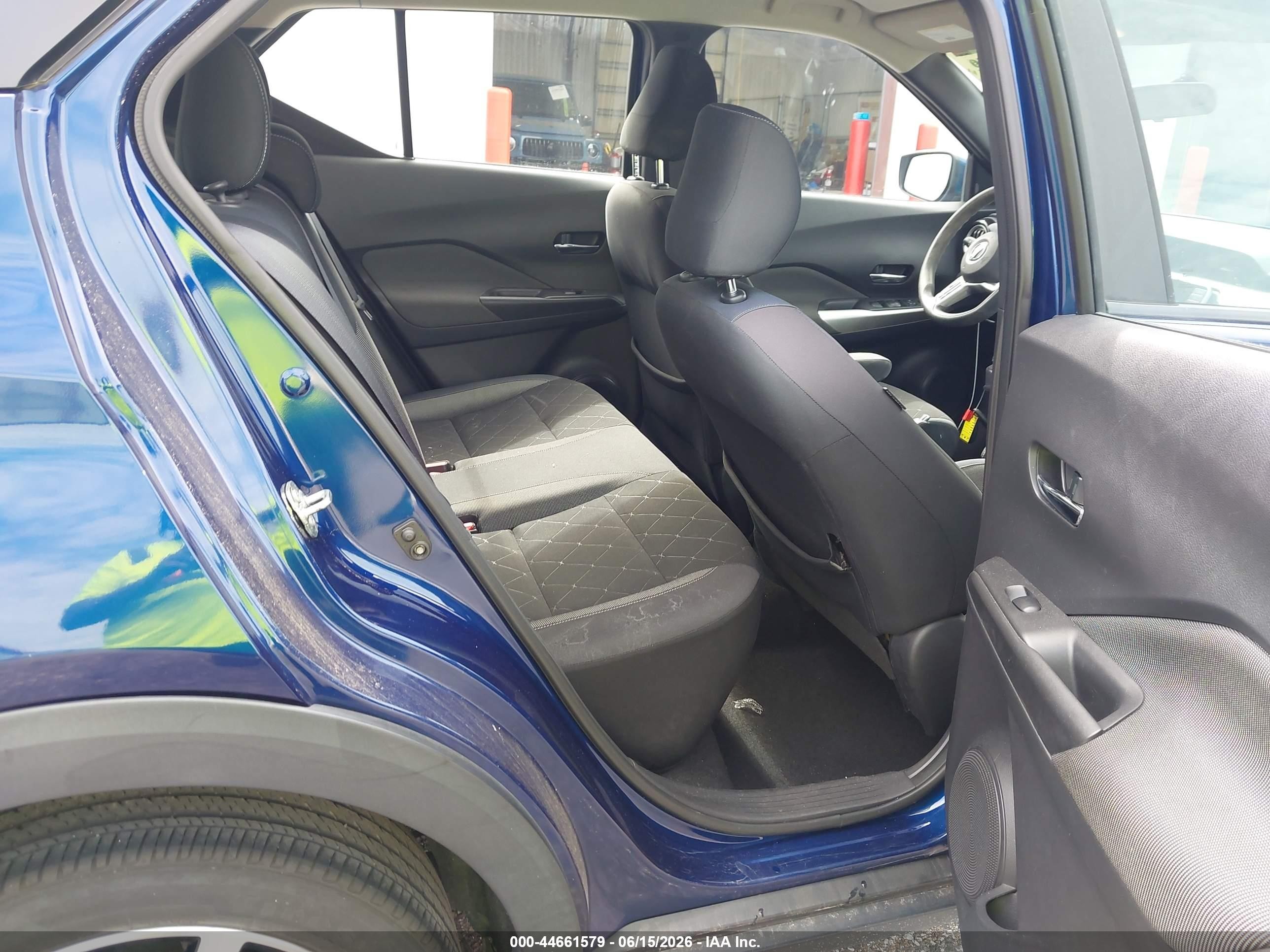 2019 Nissan Kicks Sv Blue vin: 3N1CP5CU4KL547964