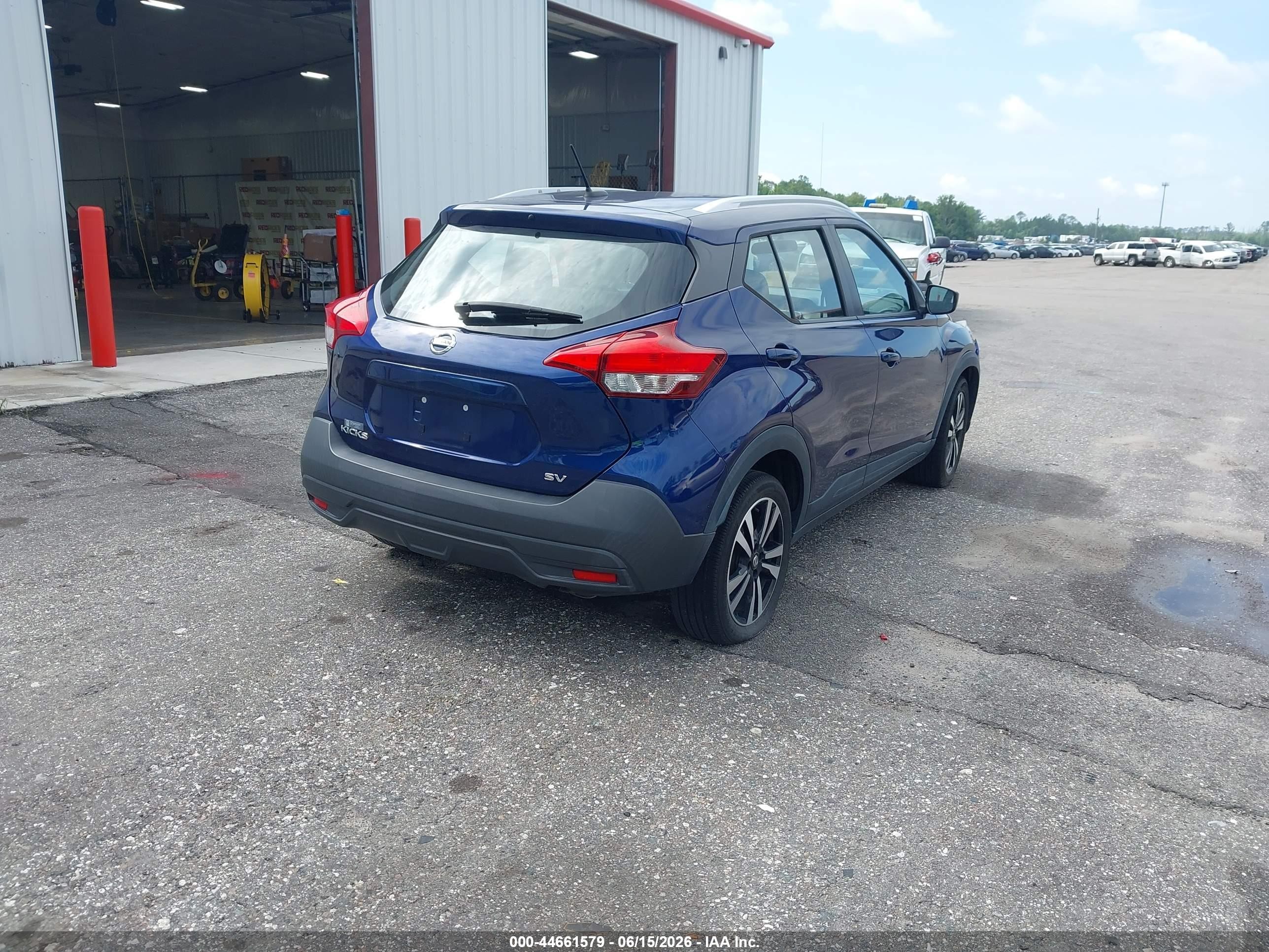 2019 Nissan Kicks Sv Blue vin: 3N1CP5CU4KL547964