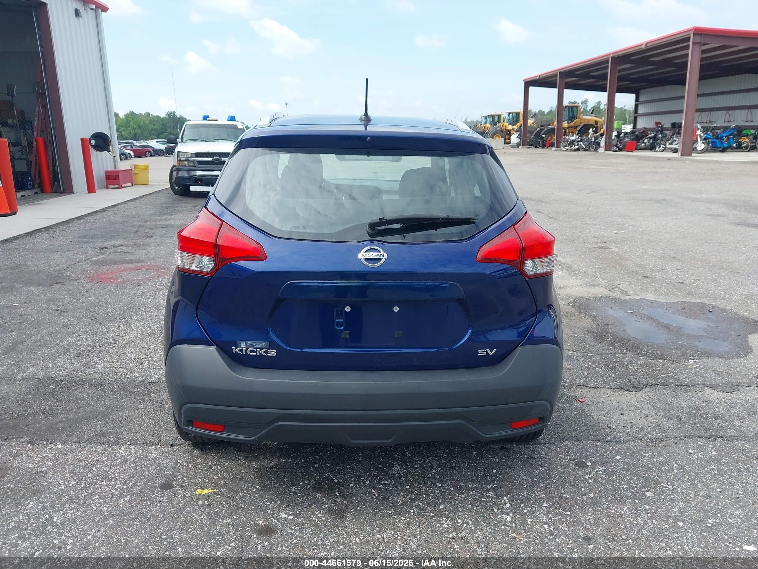 2019 Nissan Kicks Sv Blue vin: 3N1CP5CU4KL547964