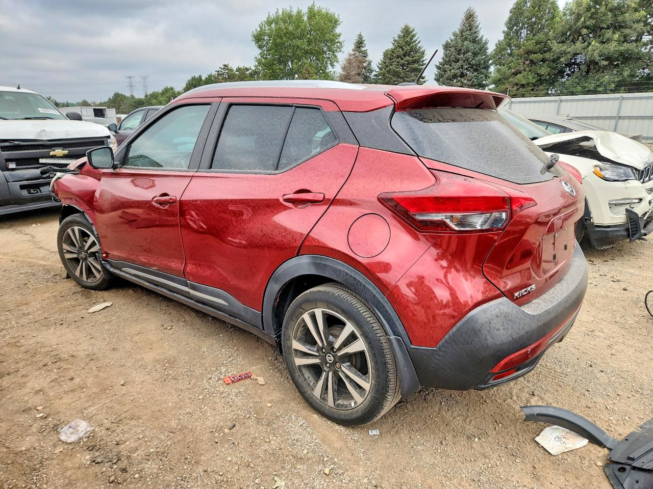 2019 Nissan Kicks Sr Red vin: 3N1CP5CU4KL556020