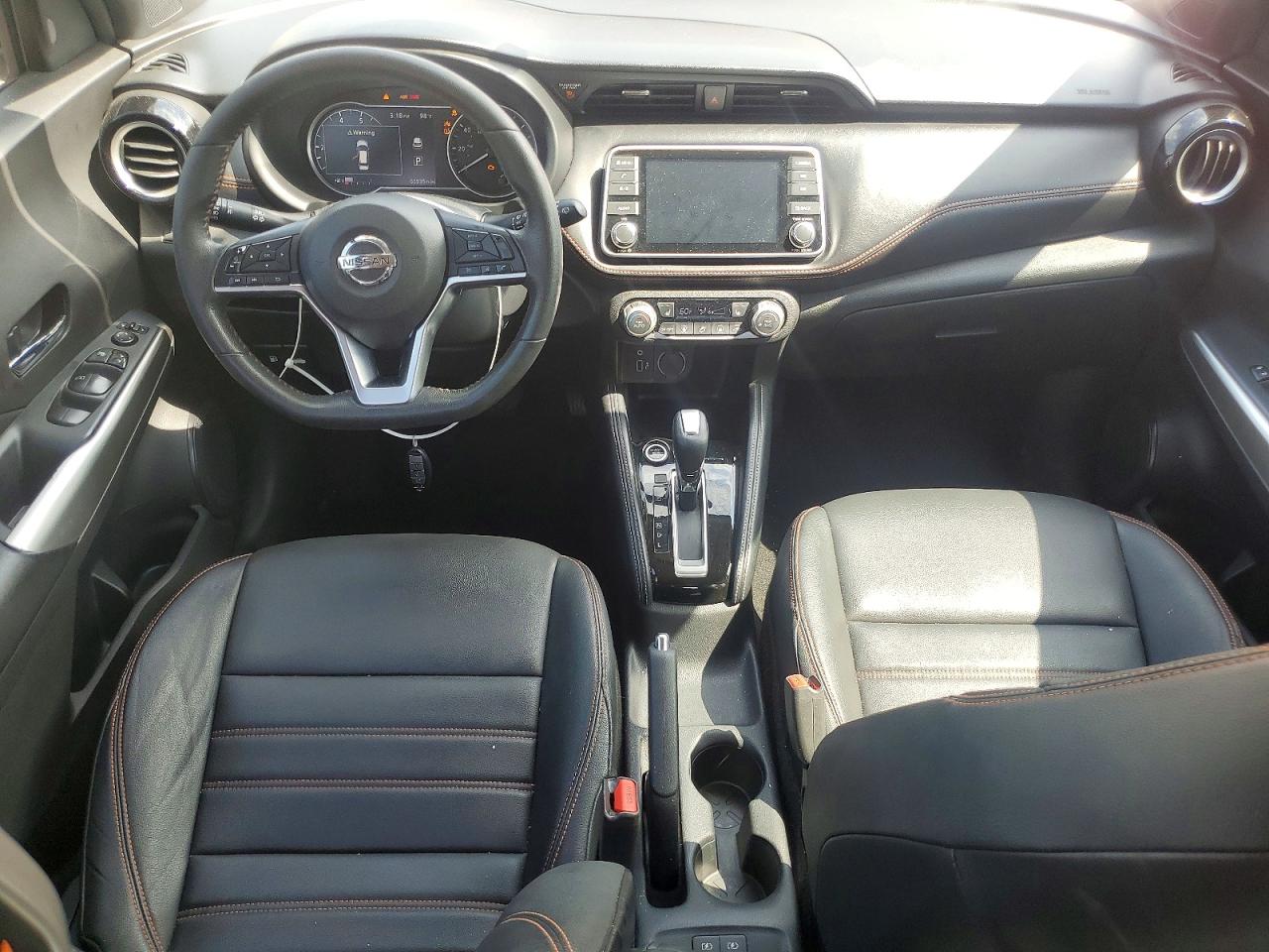 2019 Nissan Kicks Sr Red vin: 3N1CP5CU5KL512916