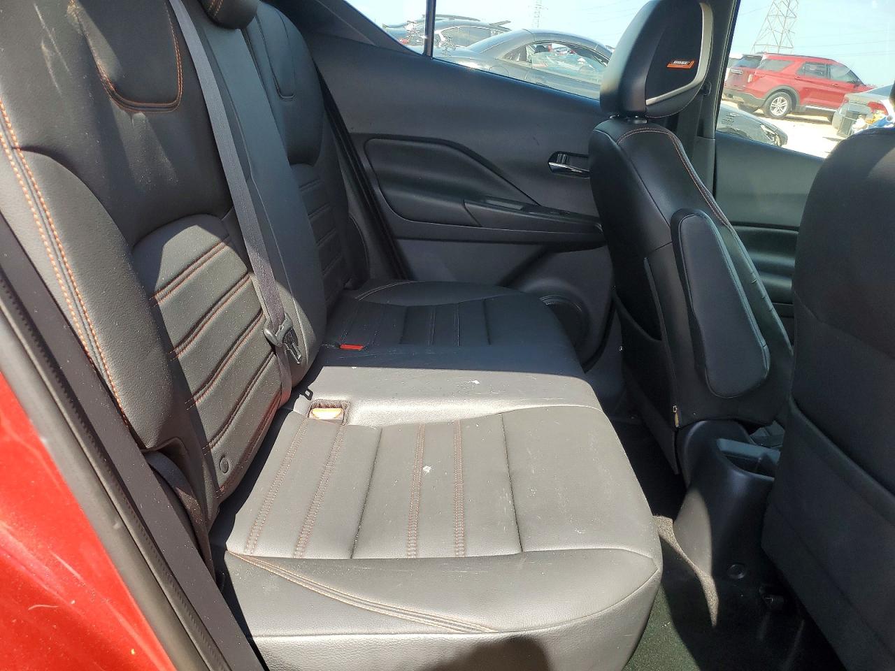 2019 Nissan Kicks Sr Red vin: 3N1CP5CU5KL512916