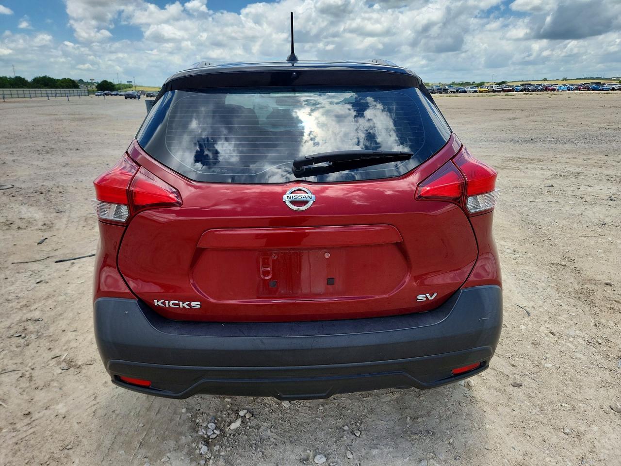 2019 Nissan Kicks Sv Red vin: 3N1CP5CU5KL520434