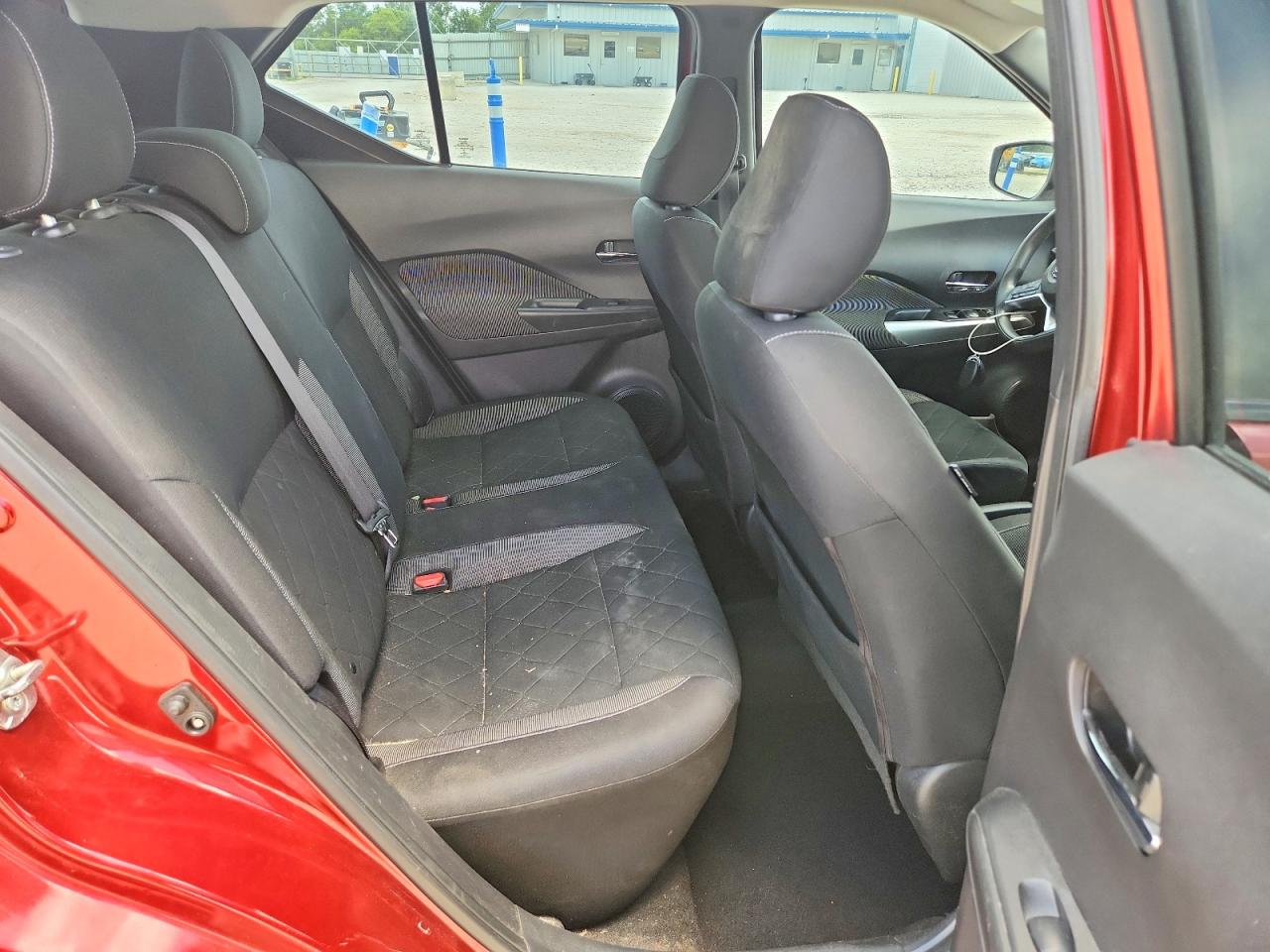 2019 Nissan Kicks Sv Red vin: 3N1CP5CU5KL520434