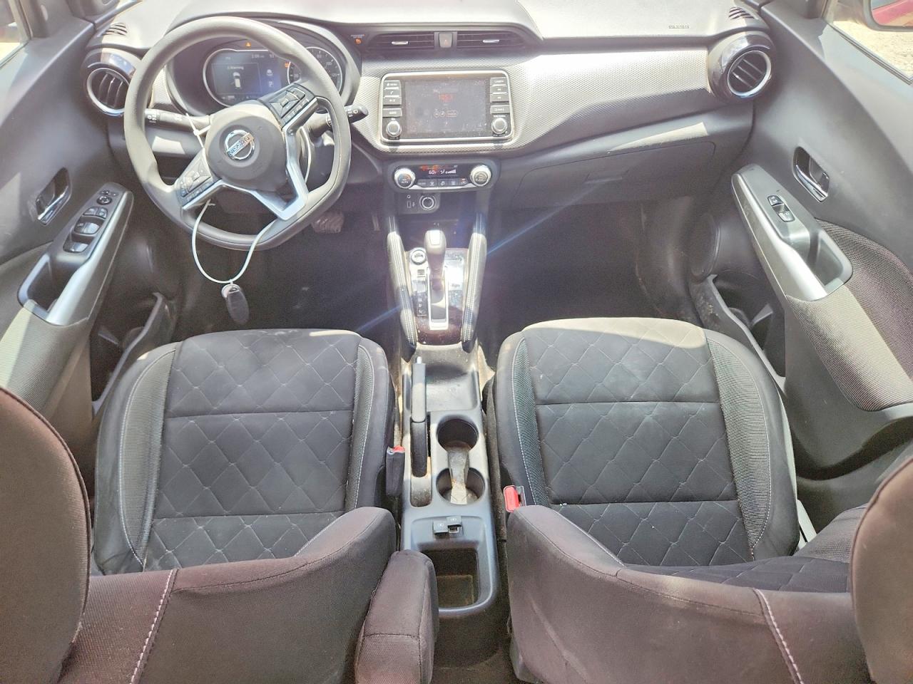 2019 Nissan Kicks Sv Red vin: 3N1CP5CU5KL520434