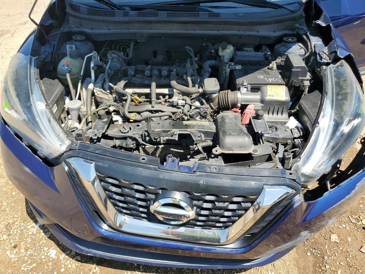 2018 Nissan Kicks Sr Blue vin: 3N1CP5CU6JL509134