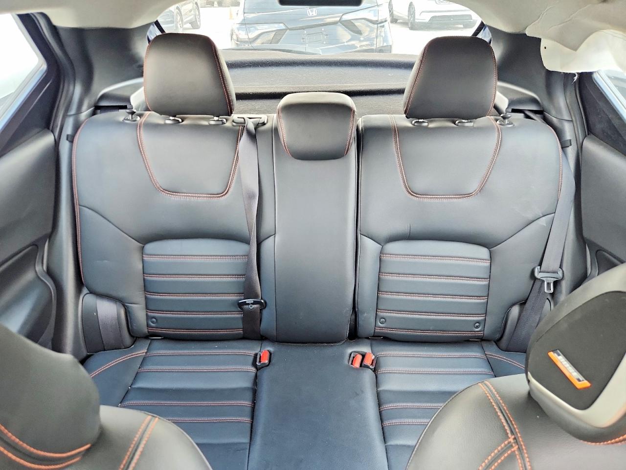 2019 Nissan Kicks Sr Blue vin: 3N1CP5CU6KL554804