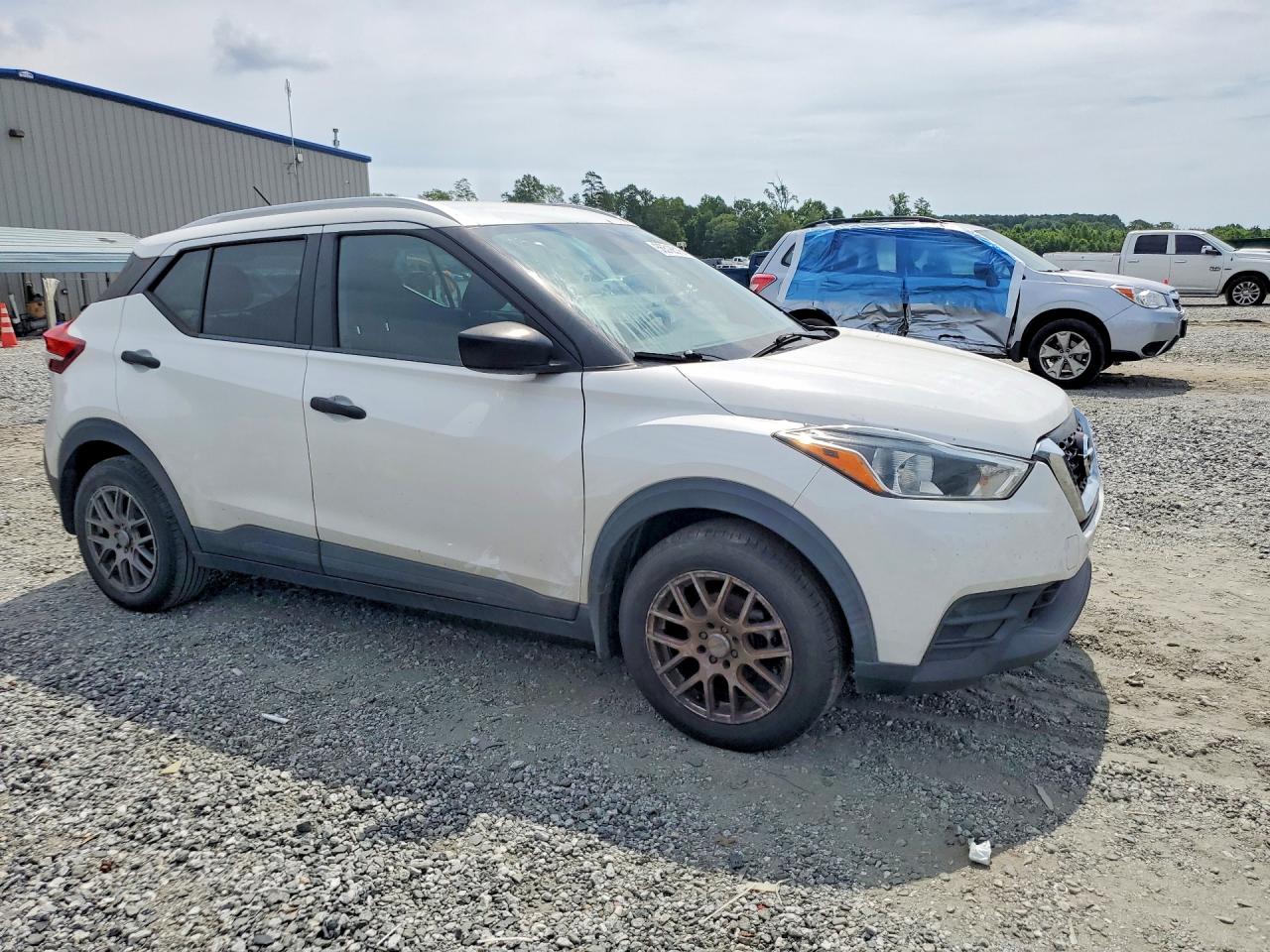 2019 Nissan Kicks S White vin: 3N1CP5CU7KL532360