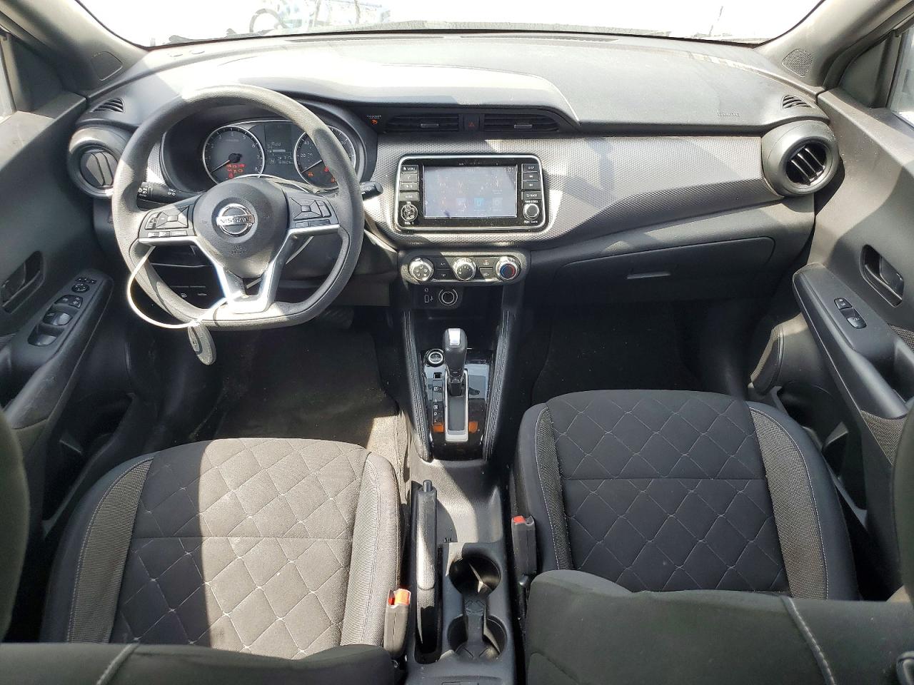 2019 Nissan Kicks S White vin: 3N1CP5CU7KL532360