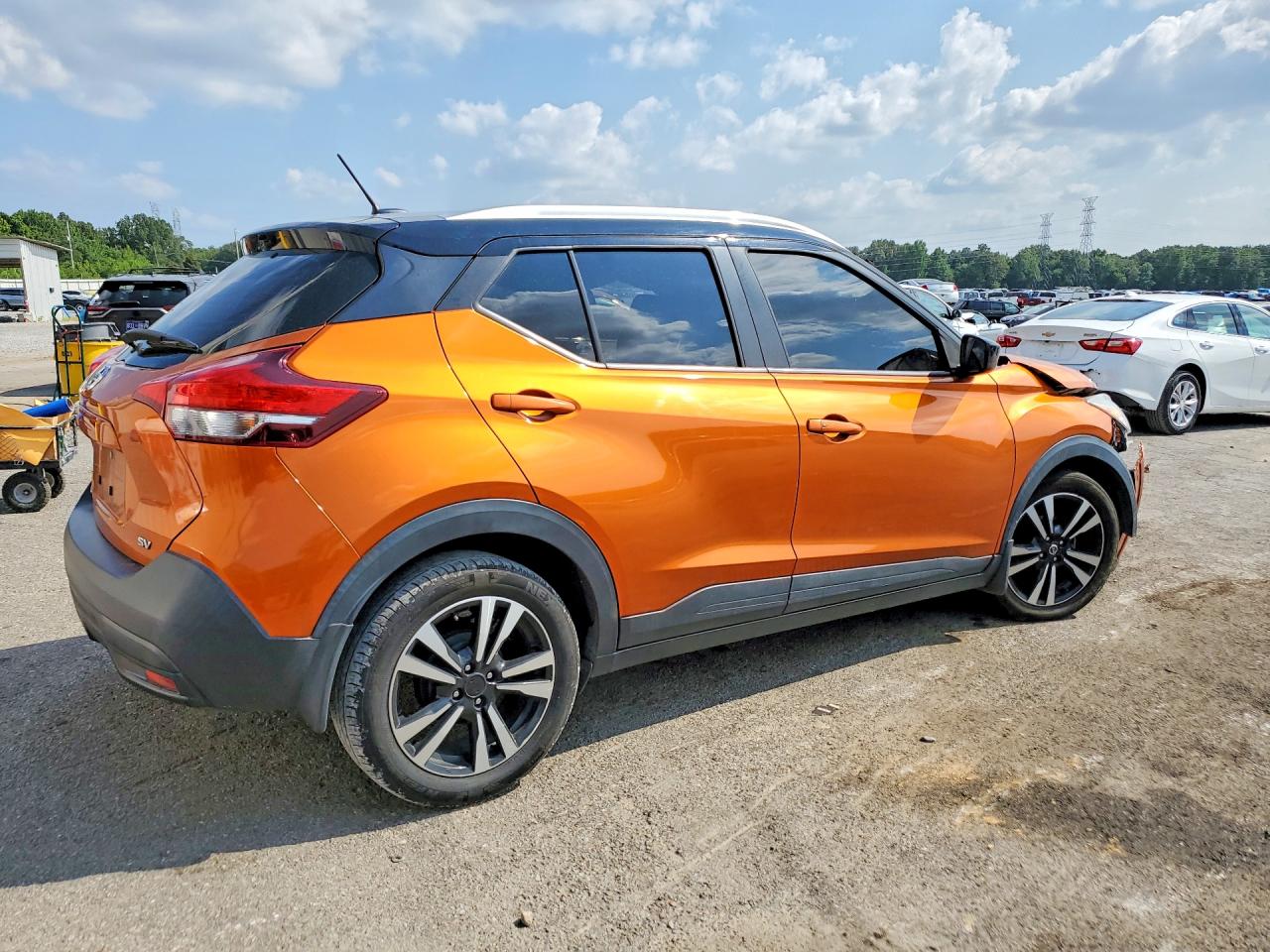 2019 Nissan Kicks Sv Orange vin: 3N1CP5CU8KL515888