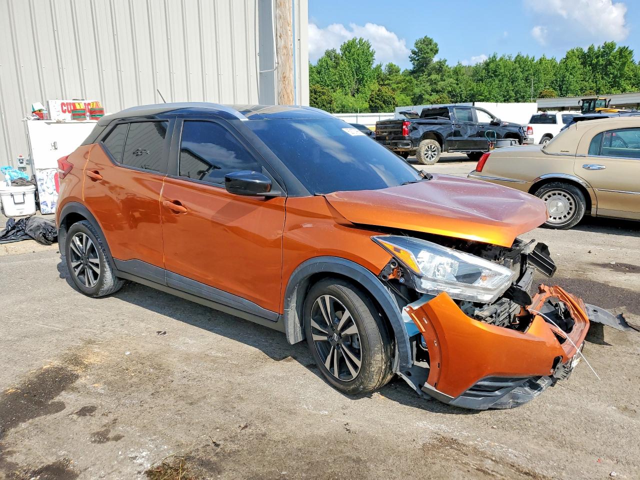 2019 Nissan Kicks Sv Orange vin: 3N1CP5CU8KL515888