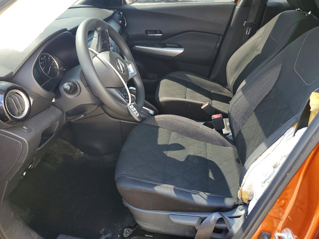 2019 Nissan Kicks Sv Orange vin: 3N1CP5CU8KL515888