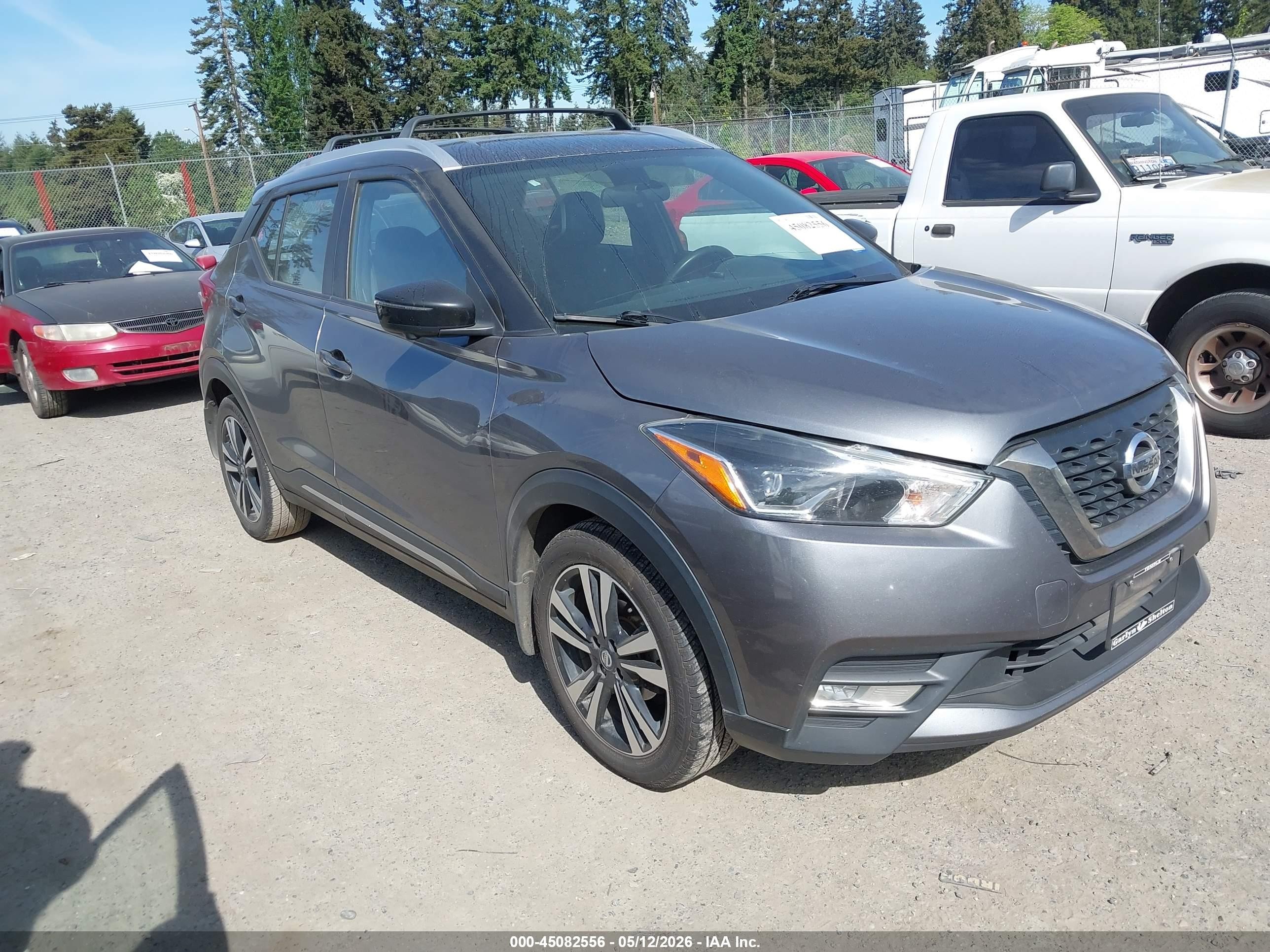 2018 Nissan Kicks Sr Black vin: 3N1CP5CU9JL535596