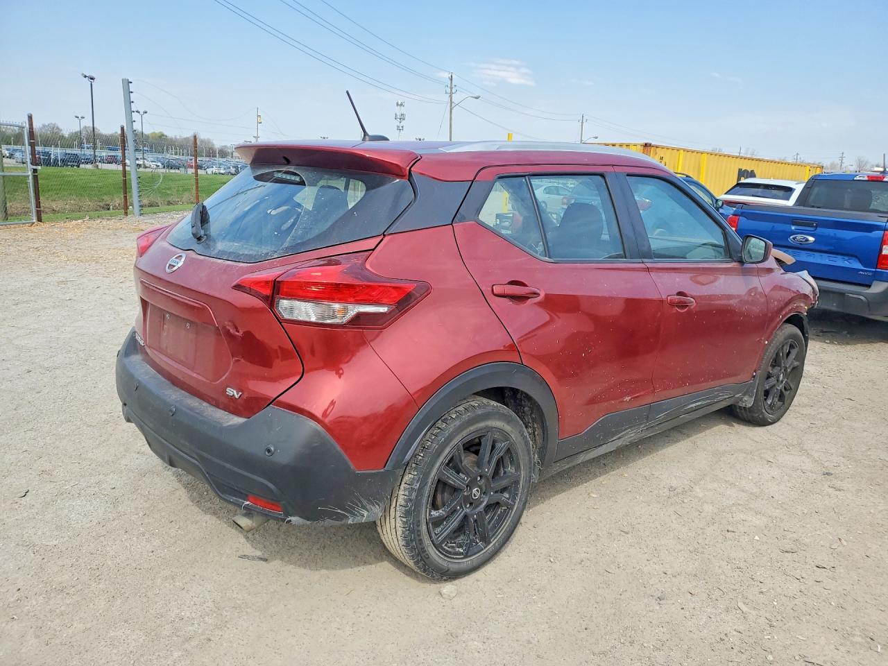 2019 Nissan Kicks Sv Burgundy vin: 3N1CP5CU9KL499300