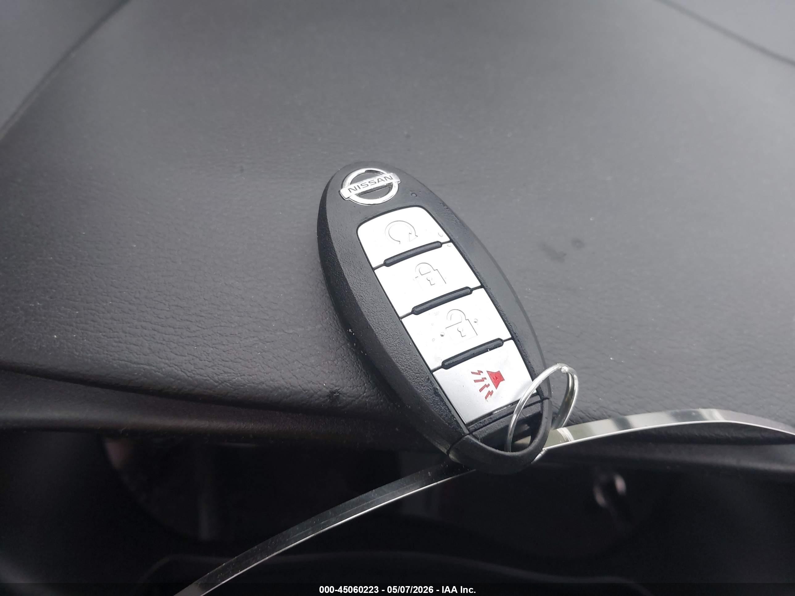 2019 Nissan Kicks Sr Серый vin: 3N1CP5CU9KL539424