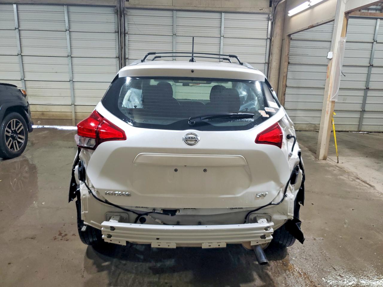 2019 Nissan Kicks Sv White vin: 3N1CP5CUXKL505122