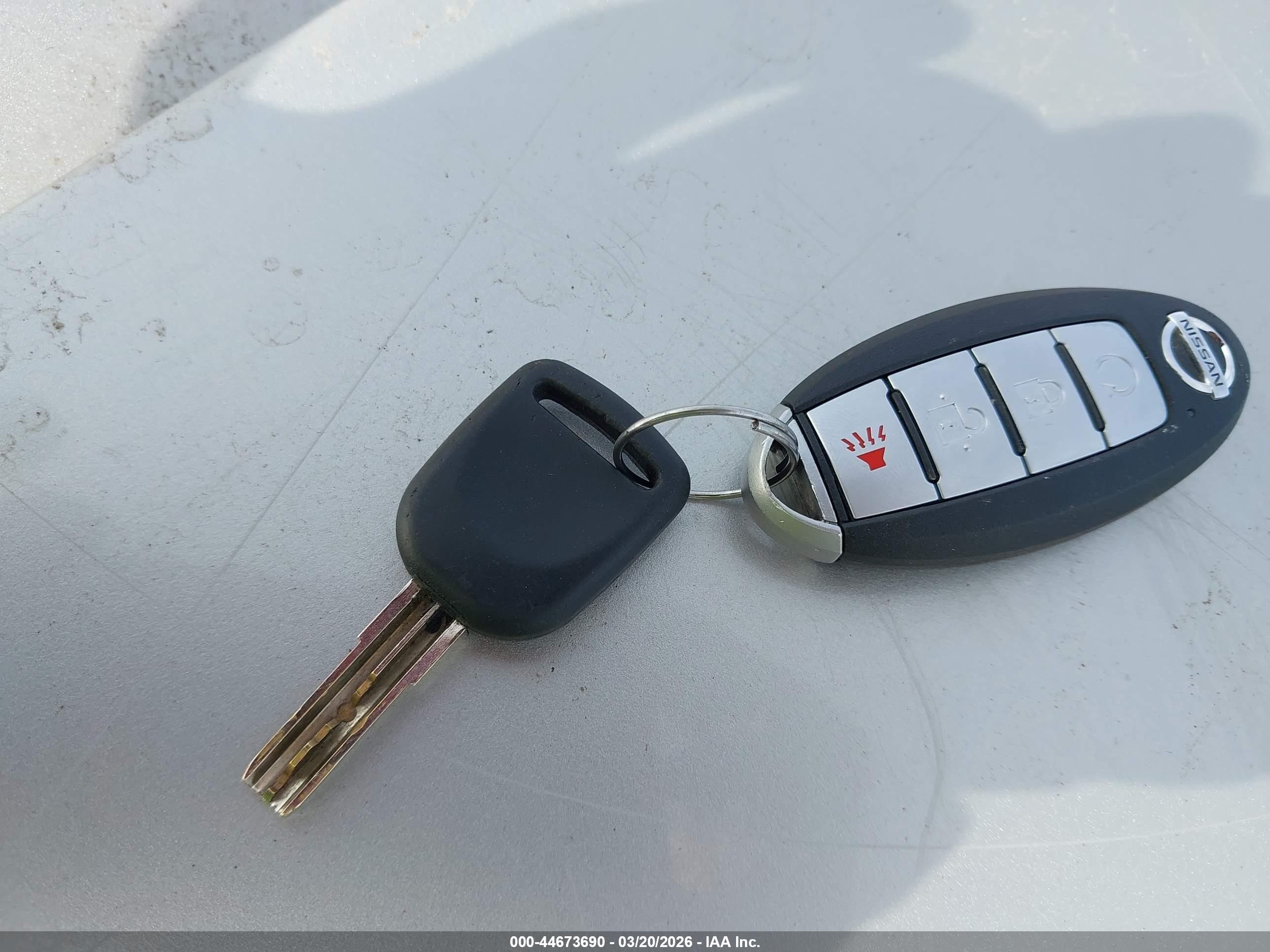 2019 Nissan Kicks S/sr/sv Белый vin: 3N1CP5CUXKL531123
