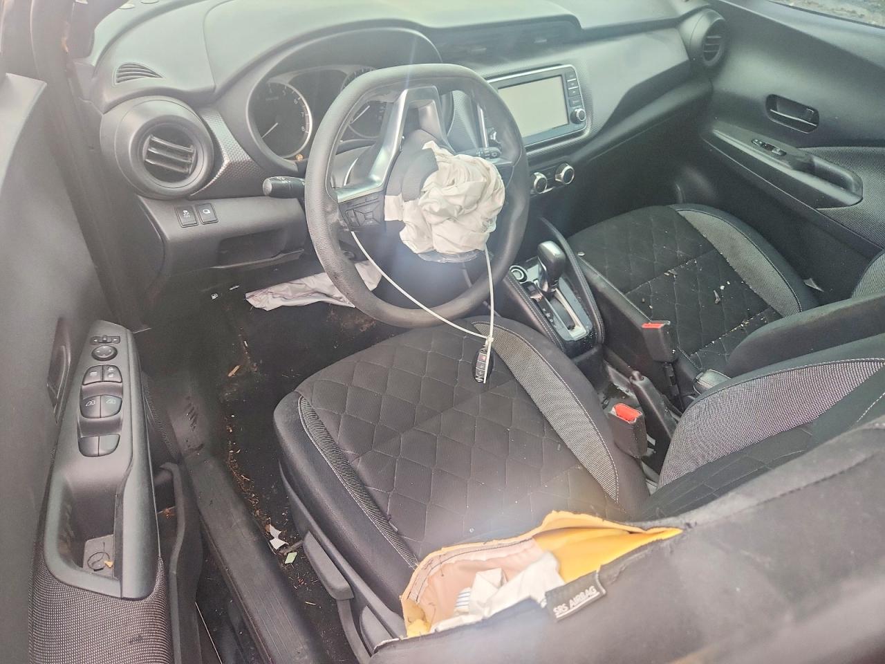 2019 Nissan Kicks S Black vin: 3N1CP5CUXKL565756