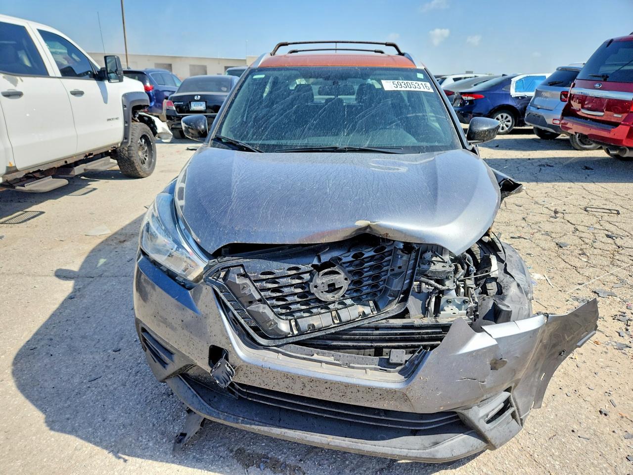 2019 Nissan Kicks Sv Silver vin: 3N1CP5CUXKL568673