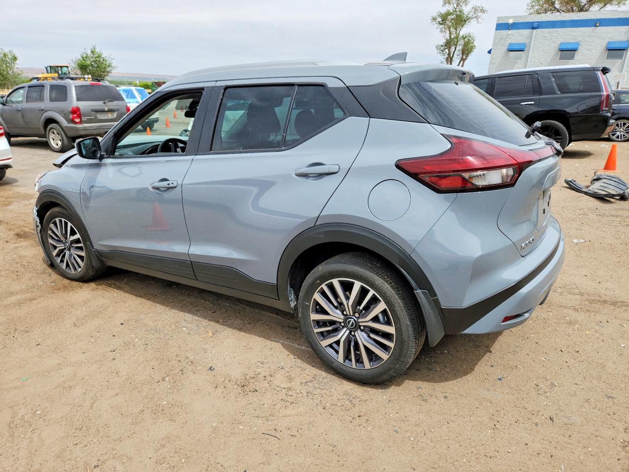2024 Nissan Kicks Sv Gray vin: 3N1CP5CV0RL556292