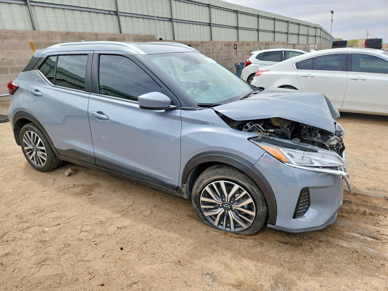 2024 Nissan Kicks Sv Gray vin: 3N1CP5CV0RL556292