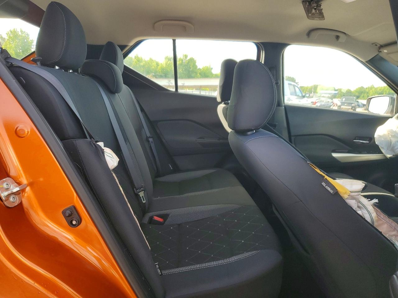 2020 Nissan Kicks Sv Orange vin: 3N1CP5CV1LL499740