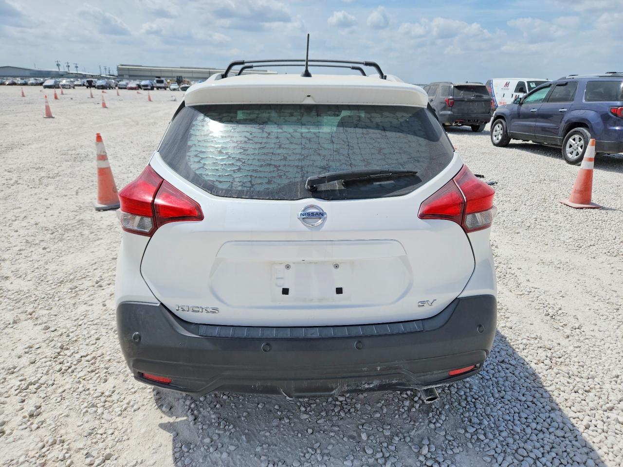 2020 Nissan Kicks Sv Белый vin: 3N1CP5CV1LL505763
