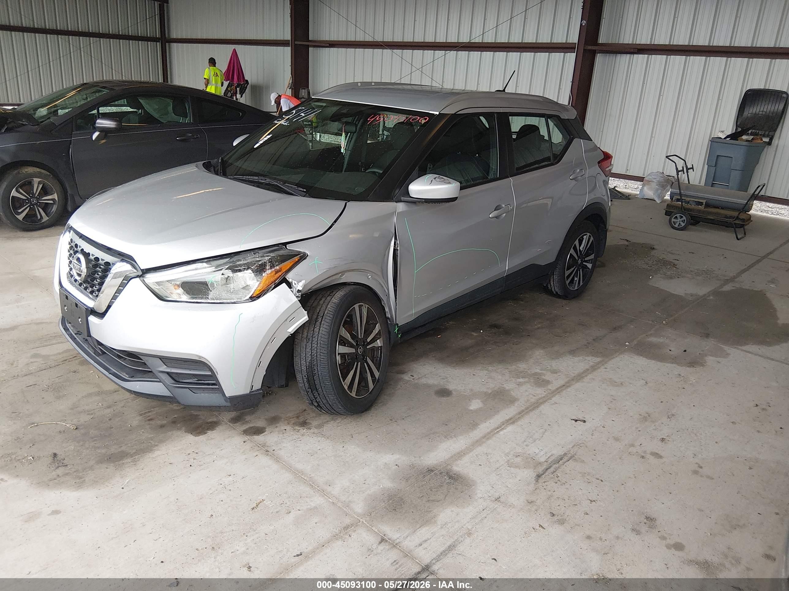 2020 Nissan Kicks Sv Xtronic Cvt Gray vin: 3N1CP5CV2LL545141