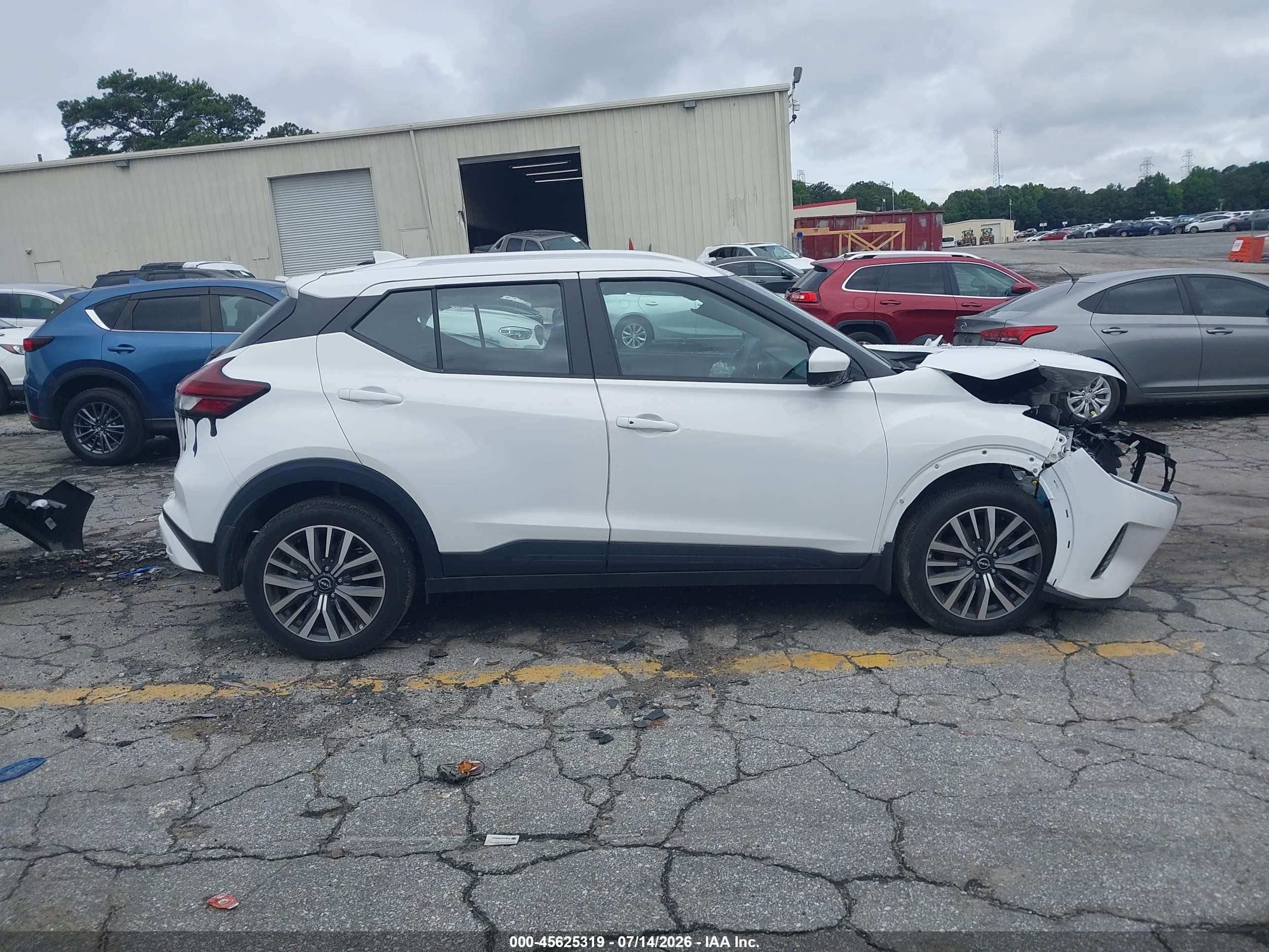 2024 Nissan Kicks Sv Xtronic Cvt White vin: 3N1CP5CV2RL499108