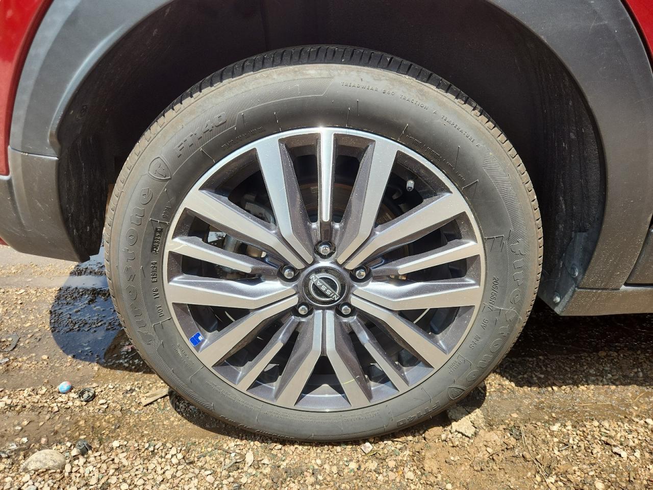 2024 Nissan Kicks Sv Red vin: 3N1CP5CV2RL565995 Damage: Right Rear Tire, Worn, Replacement Required