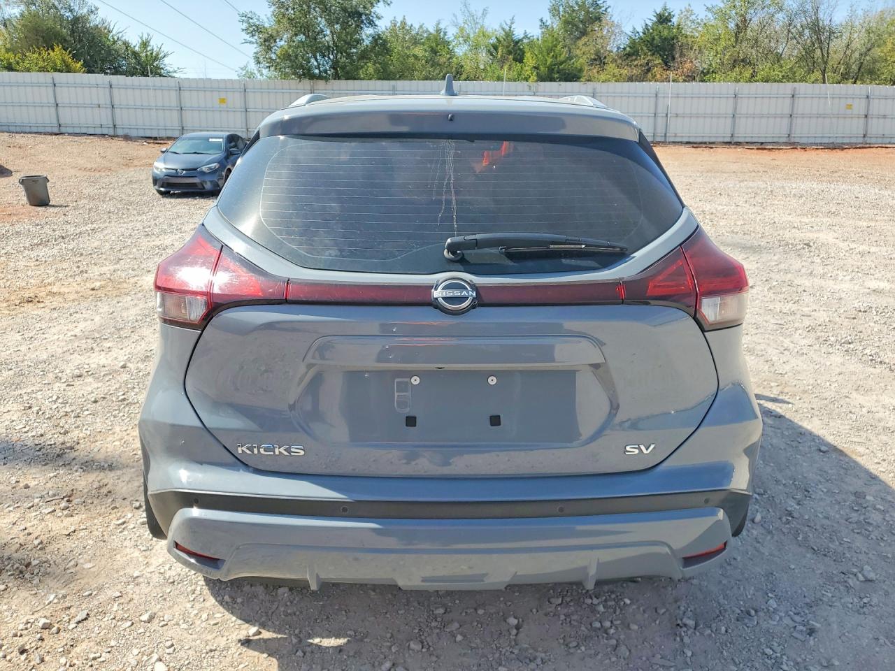 2022 Nissan Kicks Sv Gray vin: 3N1CP5CV3NL496759