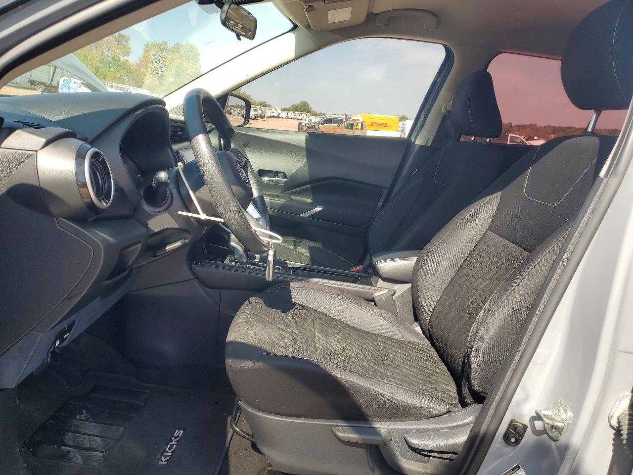 2022 Nissan Kicks Sv Gray vin: 3N1CP5CV3NL496759