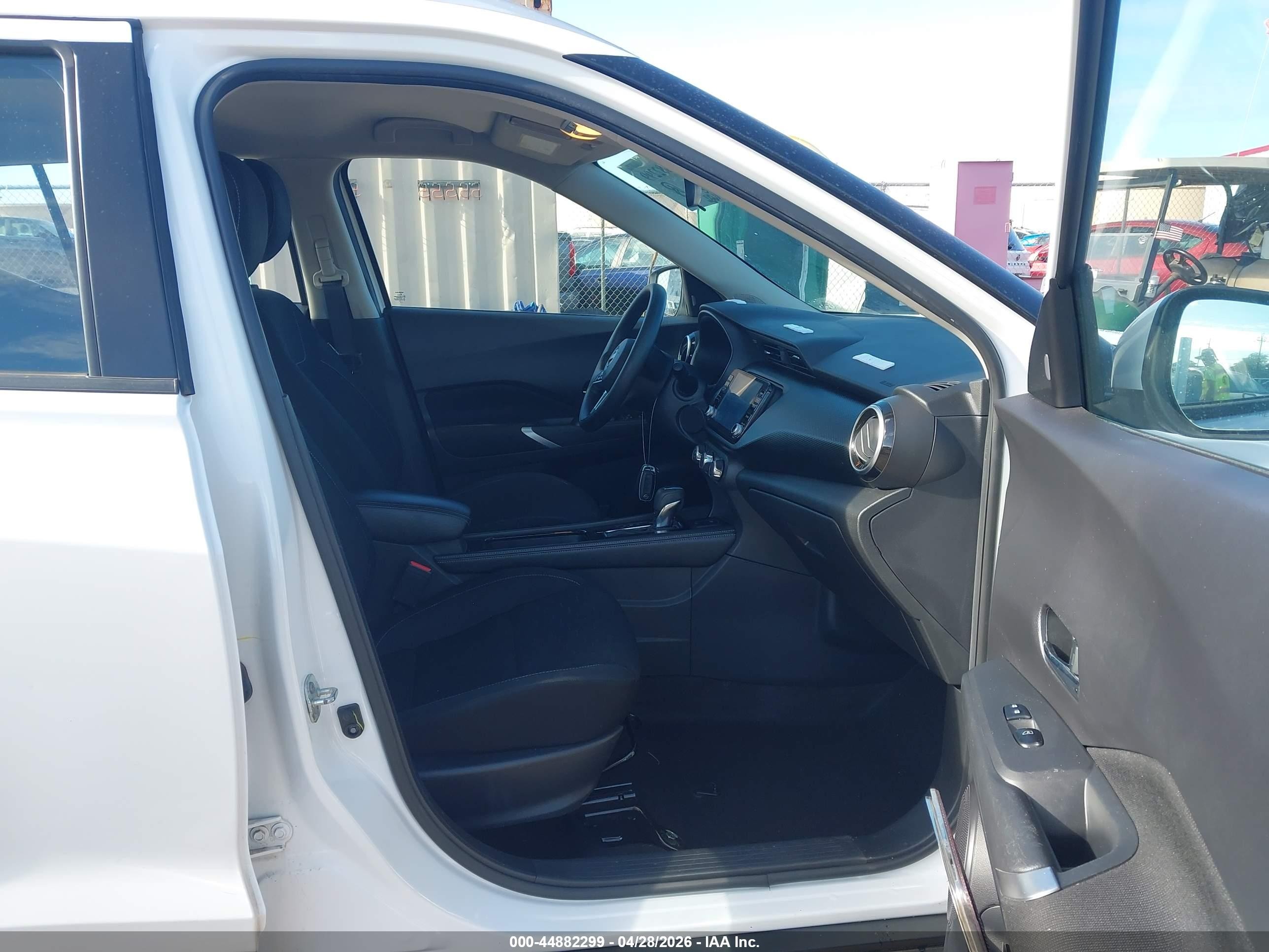 2023 Nissan Kicks Sv Xtronic Cvt White vin: 3N1CP5CV3PL543873