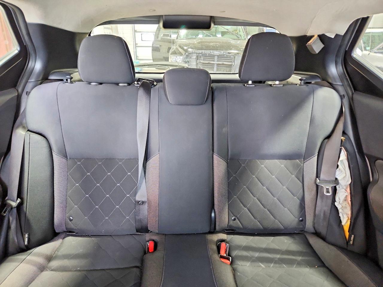 2020 Nissan Kicks Sv Silver vin: 3N1CP5CV4LL516093