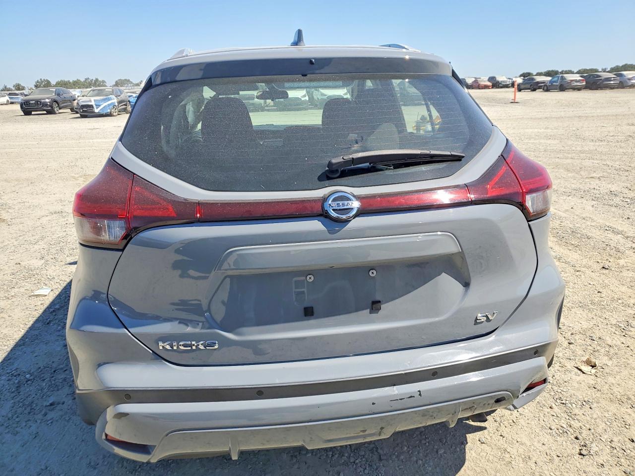 2021 Nissan Kicks Sv Gray vin: 3N1CP5CV4ML545532