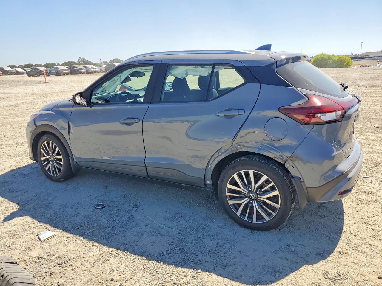 2021 Nissan Kicks Sv Gray vin: 3N1CP5CV4ML545532