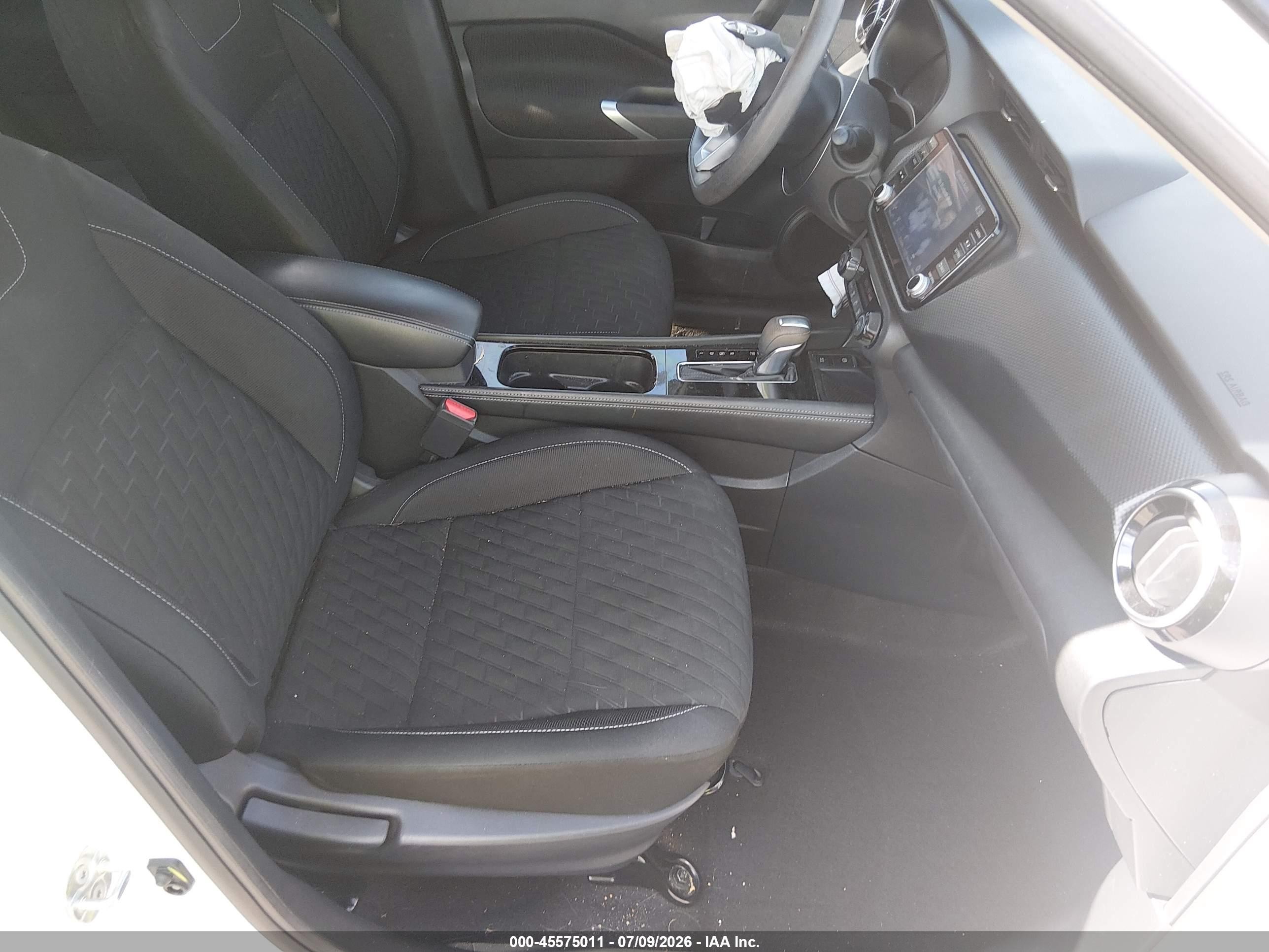 2022 Nissan Kicks Sv Xtronic Cvt White vin: 3N1CP5CV4NL518641