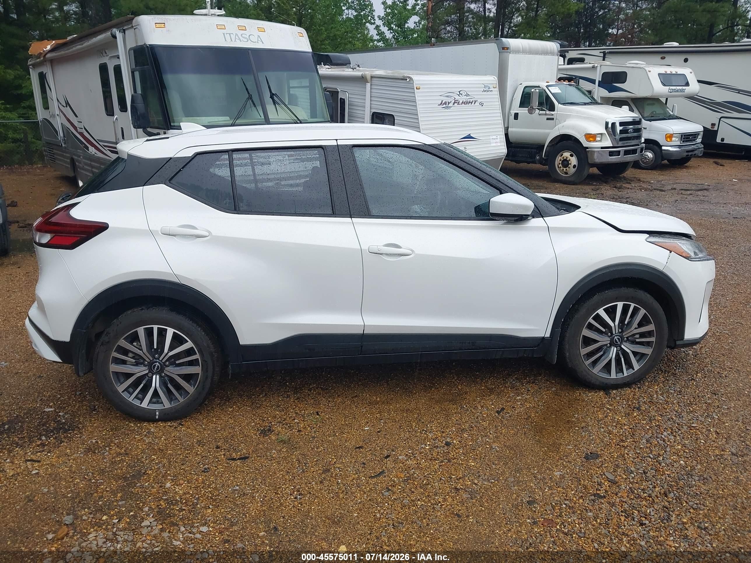 2022 Nissan Kicks Sv Xtronic Cvt White vin: 3N1CP5CV4NL518641