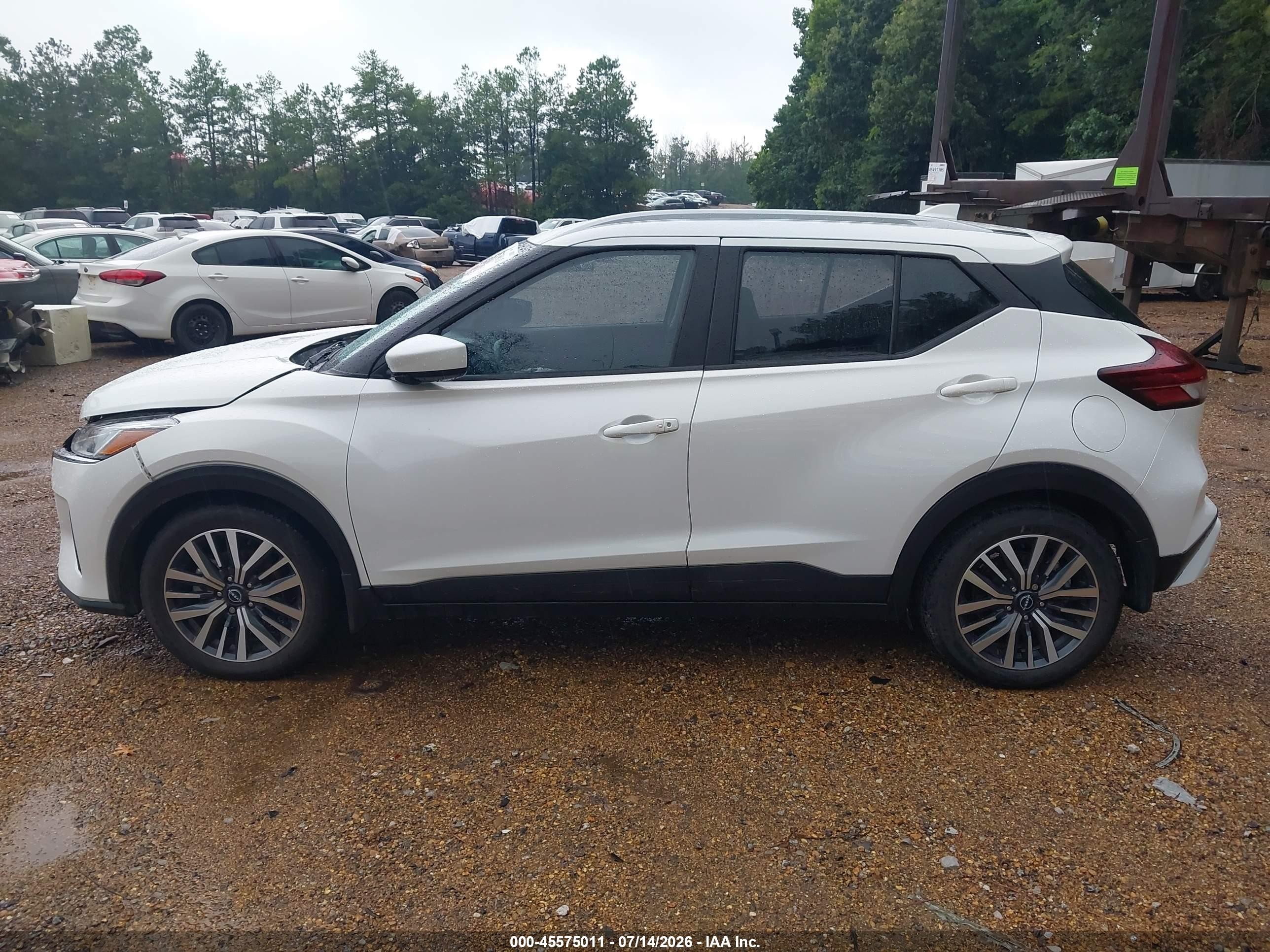 2022 Nissan Kicks Sv Xtronic Cvt White vin: 3N1CP5CV4NL518641