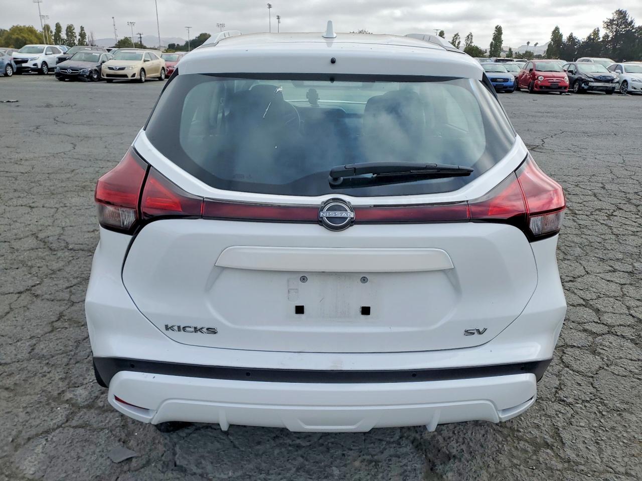 2023 Nissan Kicks Sv White vin: 3N1CP5CV4PL472733