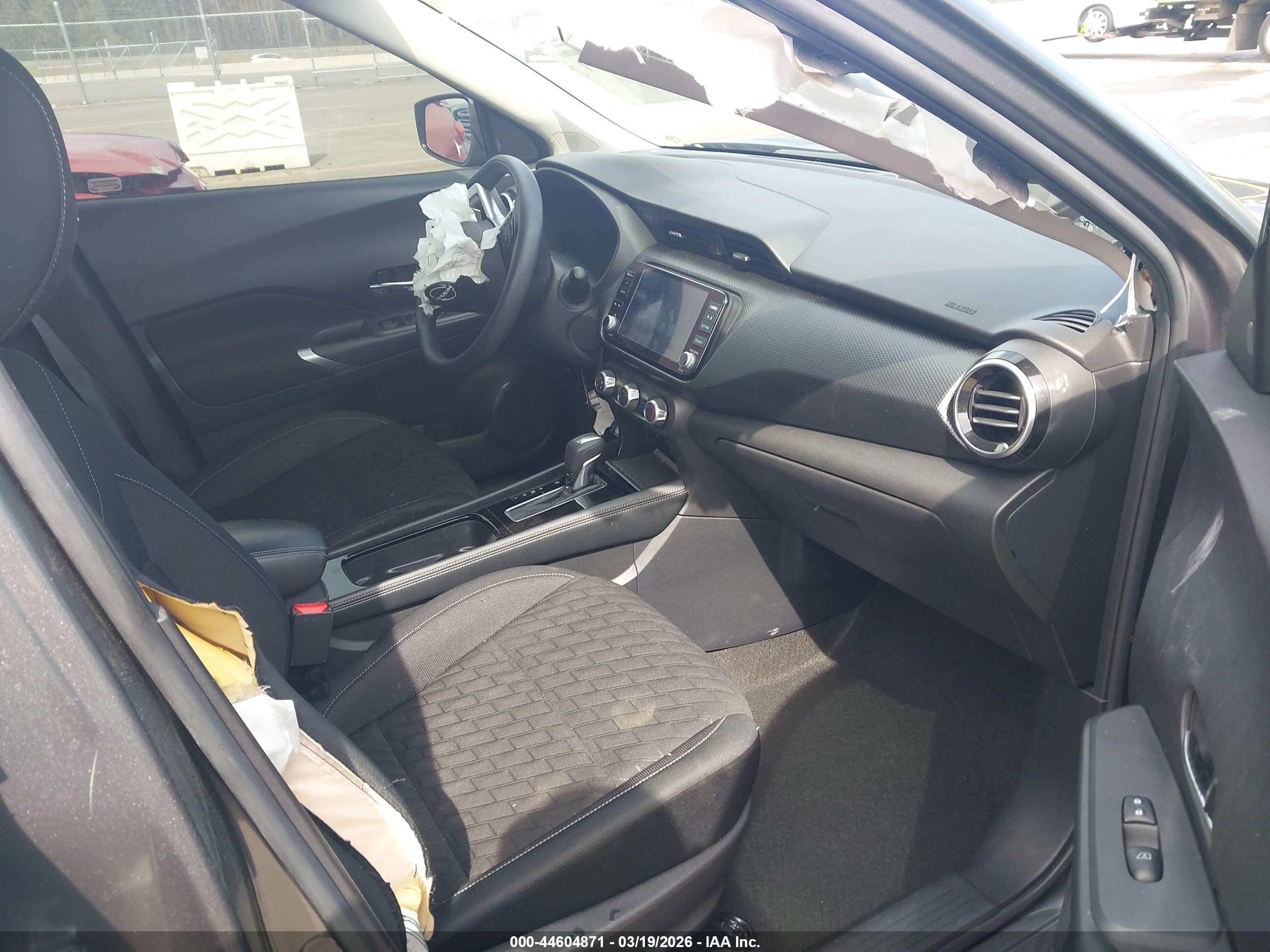 2023 Nissan Kicks Sv Xtronic Cvt Gray vin: 3N1CP5CV5PL494983
