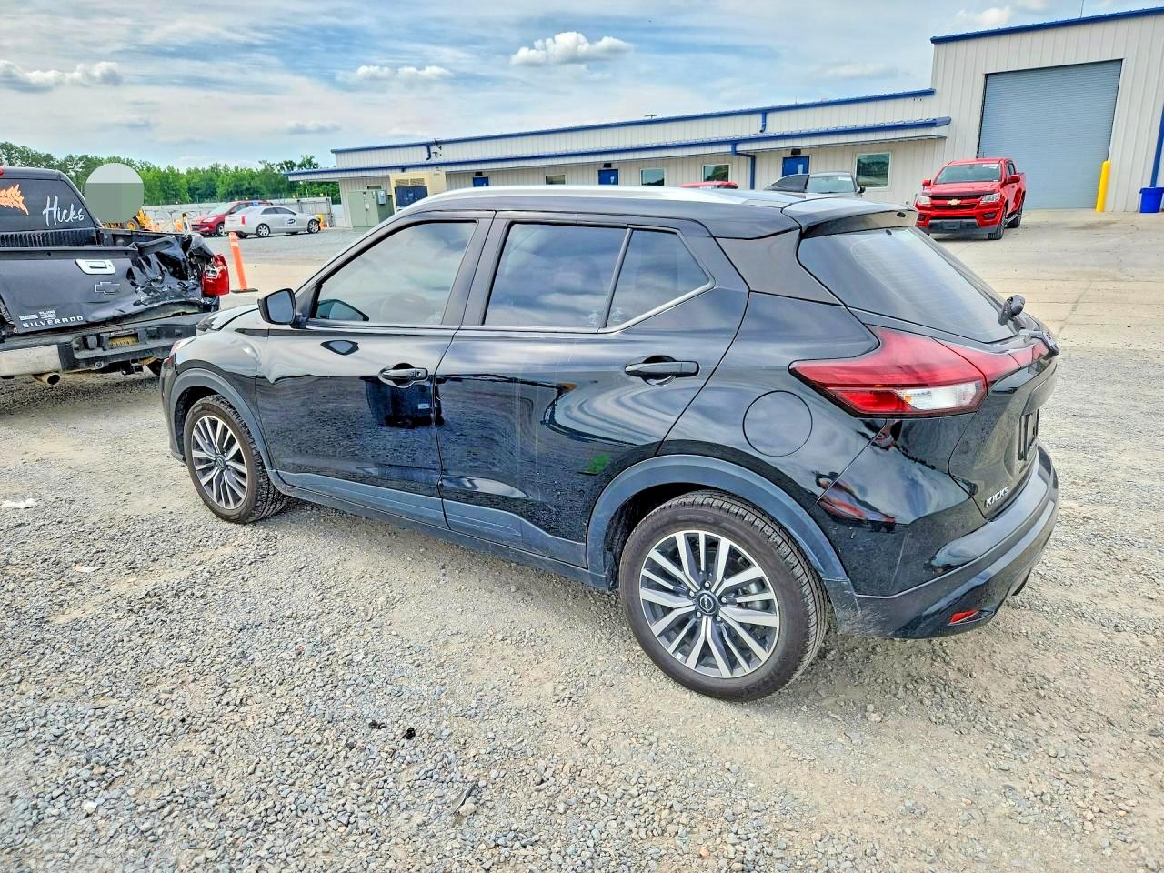 2023 Nissan Kicks Sv Black vin: 3N1CP5CV5PL512477