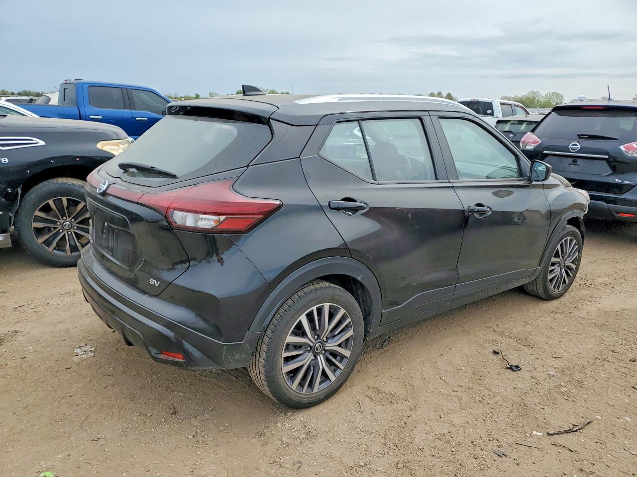 2021 Nissan Kicks Sv Black vin: 3N1CP5CV6ML470431