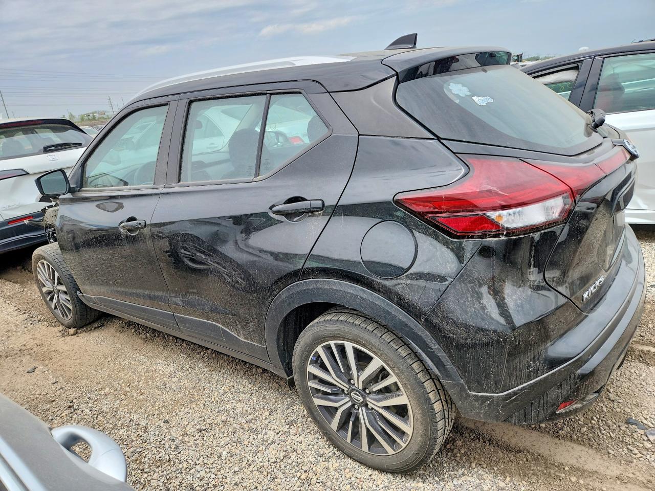 2021 Nissan Kicks Sv Black vin: 3N1CP5CV6ML470431