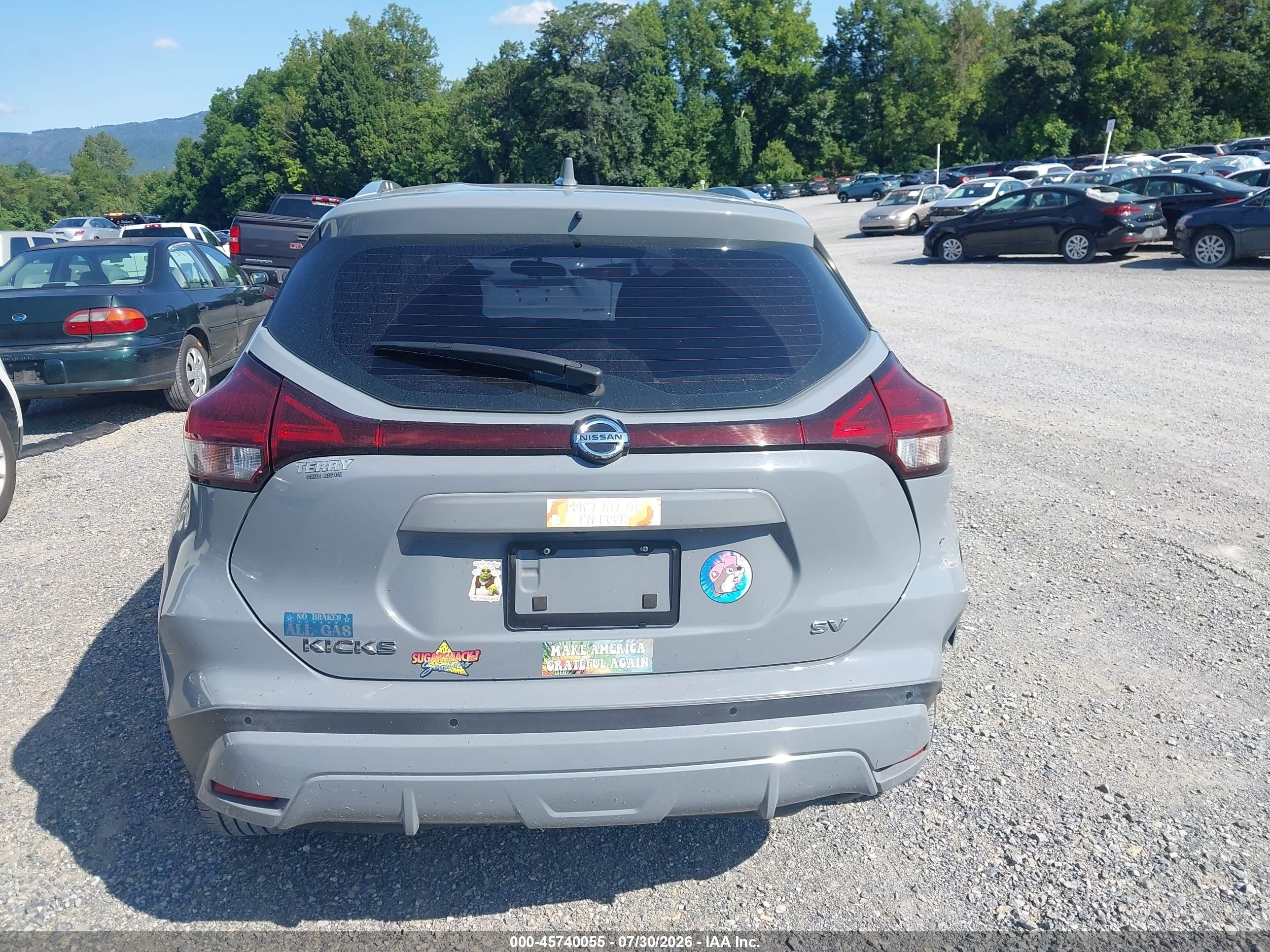 2021 Nissan Kicks Sv Xtronic Cvt Gray vin: 3N1CP5CV6ML500513
