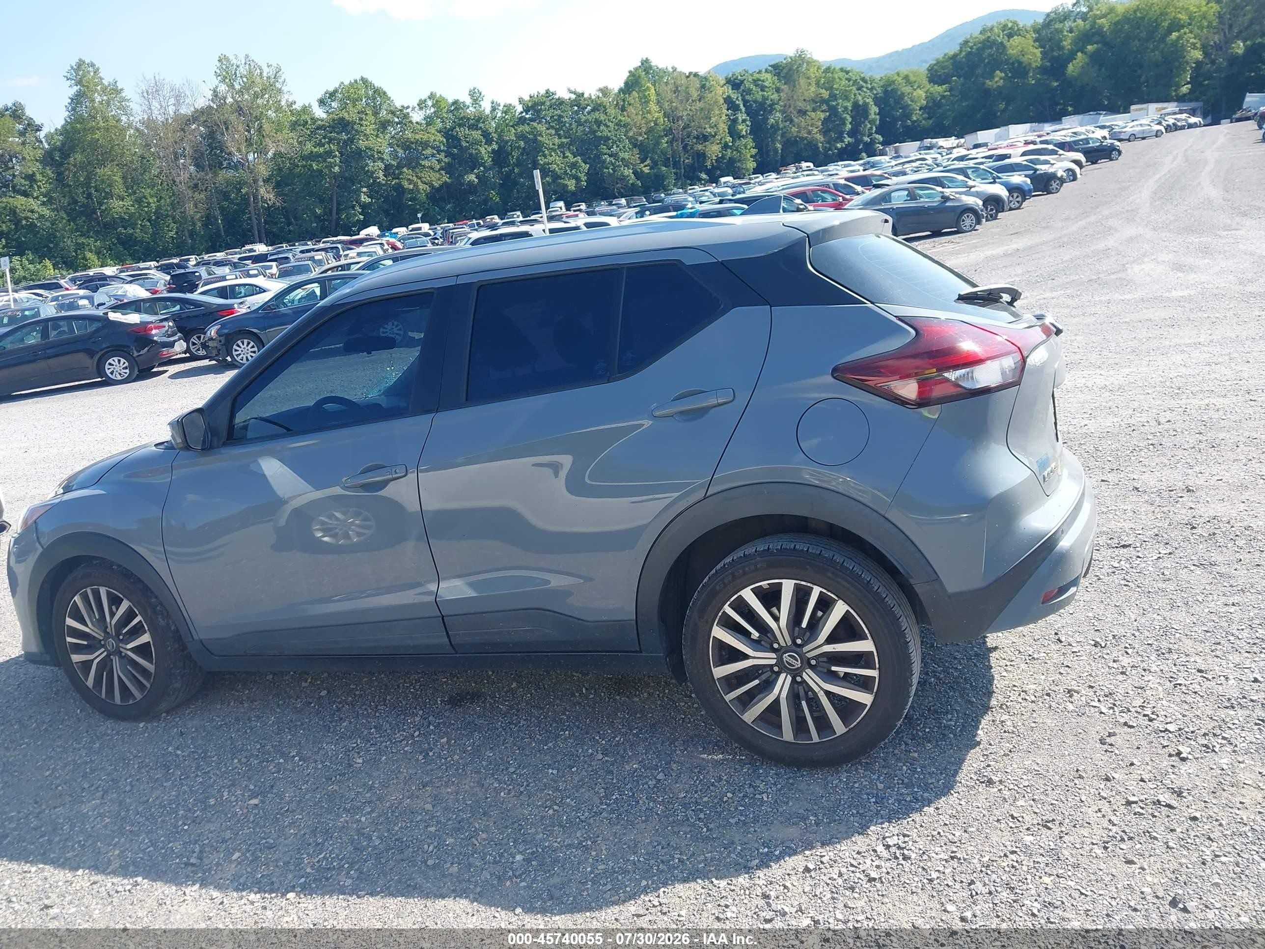 2021 Nissan Kicks Sv Xtronic Cvt Gray vin: 3N1CP5CV6ML500513