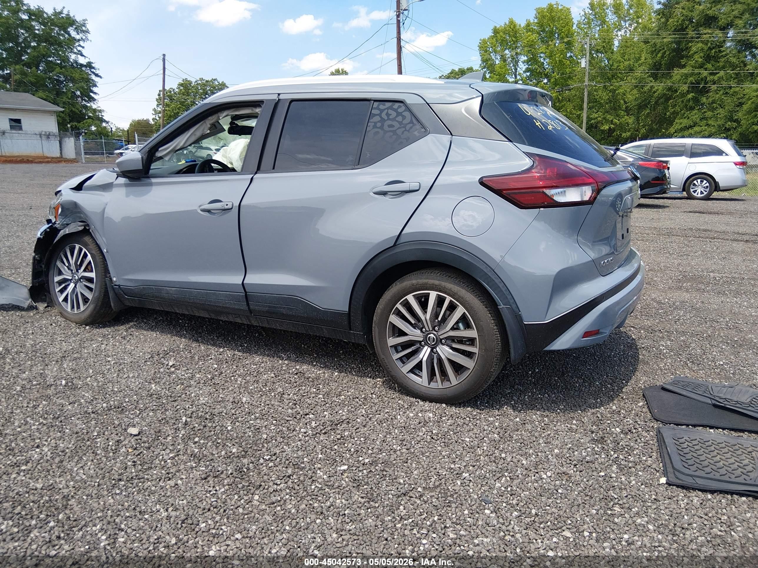 2021 Nissan Kicks Sv Xtronic Cvt Серый vin: 3N1CP5CV6ML502813