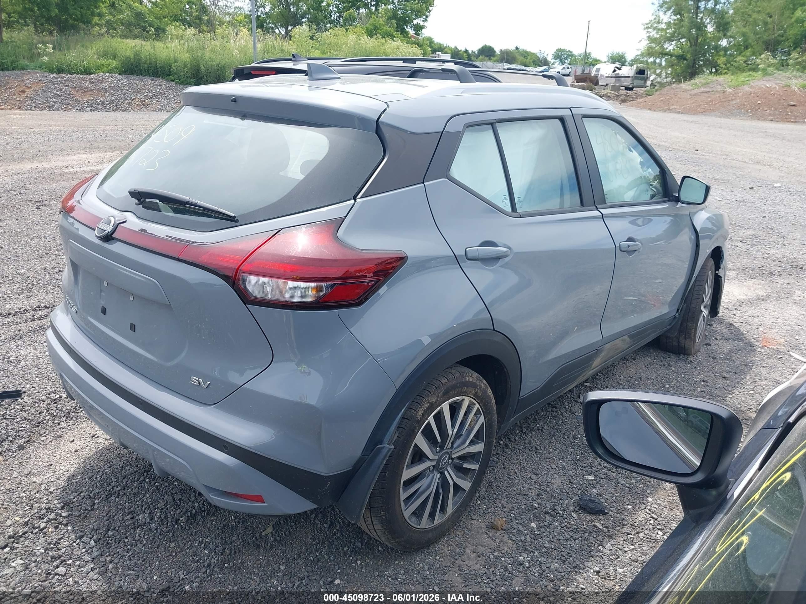 2023 Nissan Kicks Sv Xtronic Cvt Gray vin: 3N1CP5CV6PL570923