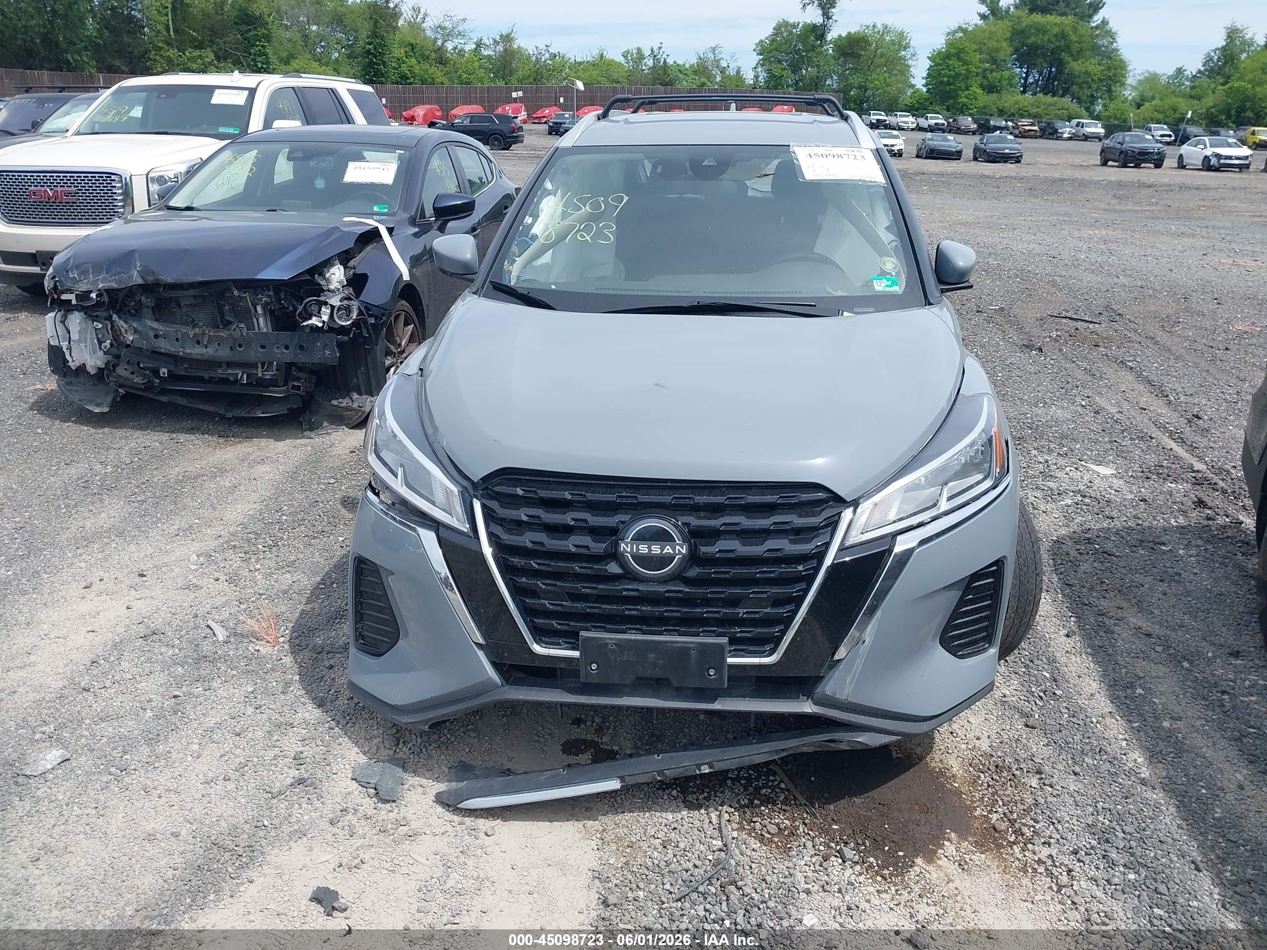 2023 Nissan Kicks Sv Xtronic Cvt Gray vin: 3N1CP5CV6PL570923